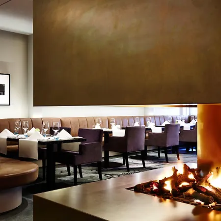 Hotel Zum Loewen Design & 4*