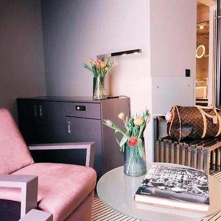 Zum Loewen Design &