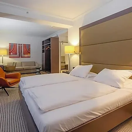 Zum Loewen Design & 4*