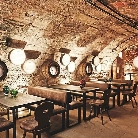 Zum Loewen Design & Hotel