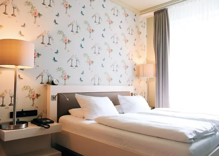 Zum Loewen Design & Szálloda