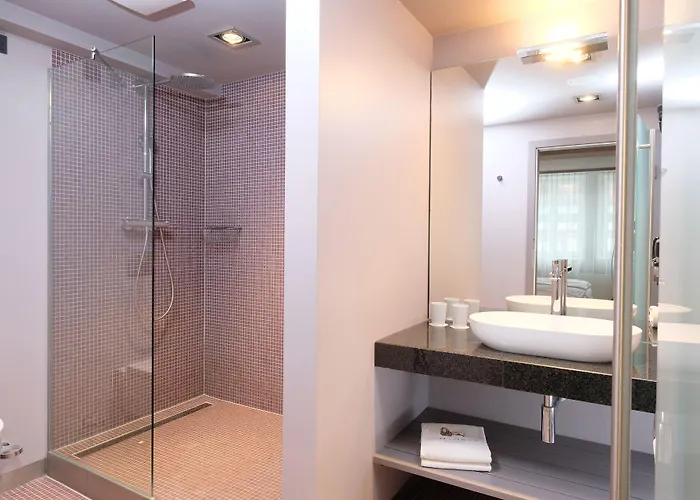 Zum Loewen Design & Szálloda