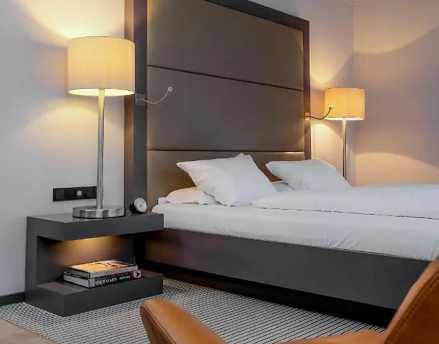 Szálloda Zum Loewen Design &